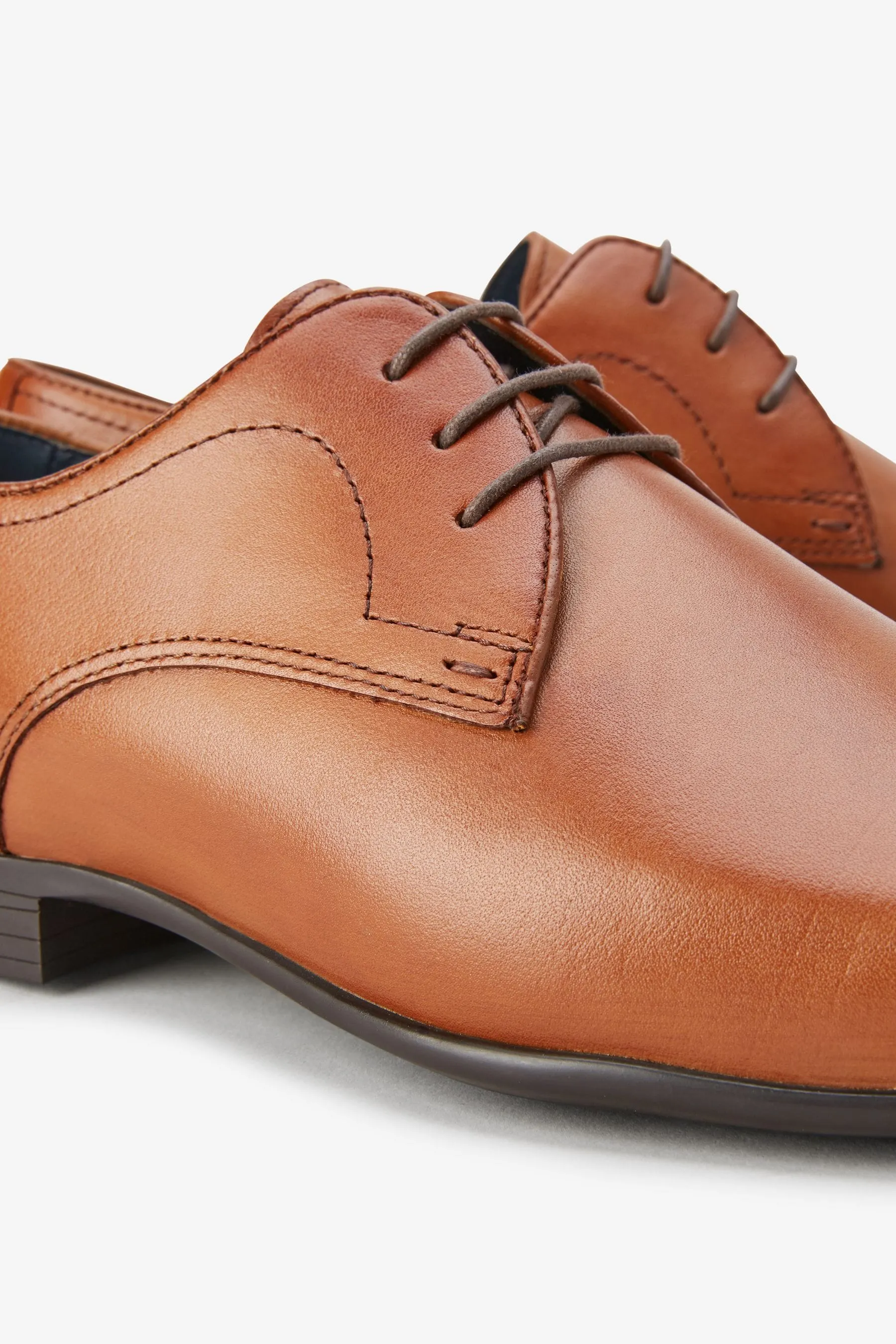 Scarpe Derby in pelle tinta unita     